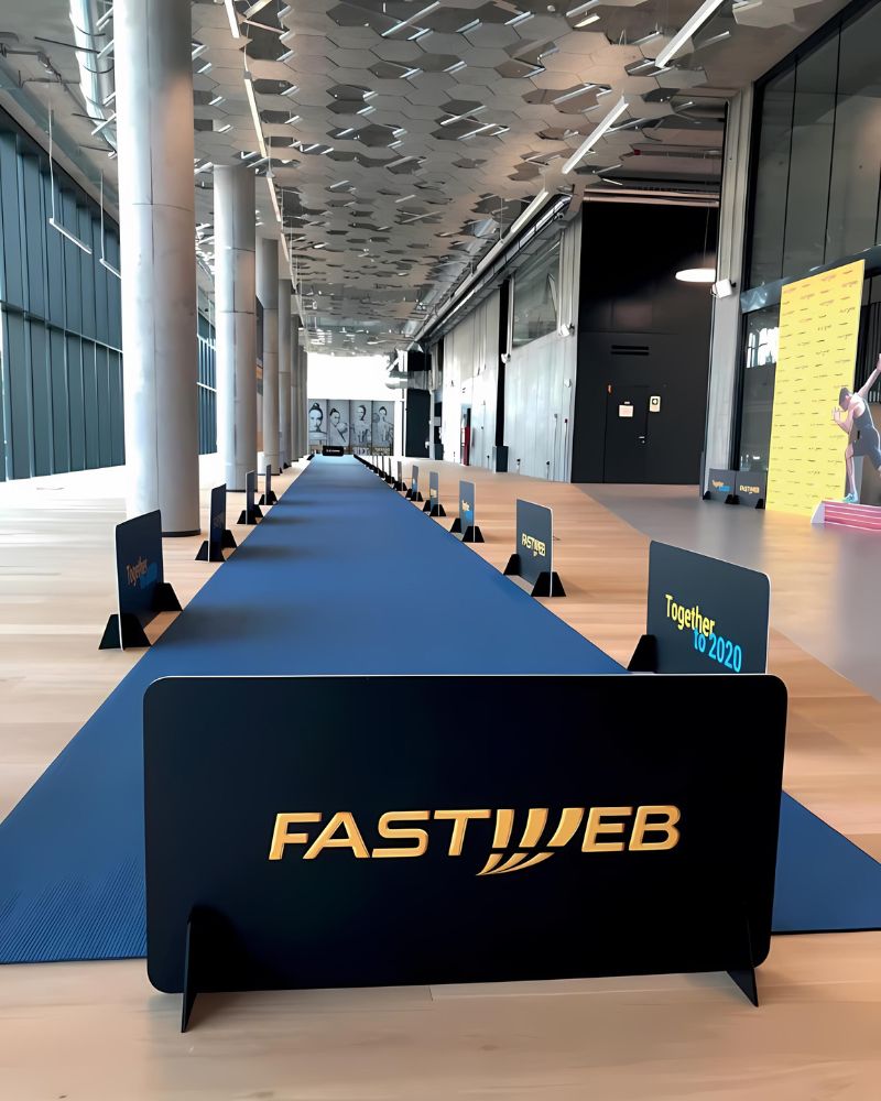 Allestimenti fiere e negozi Fastweb, Nuvola Print